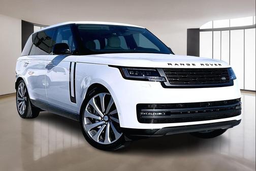2025 Land Rover Range Rover SE