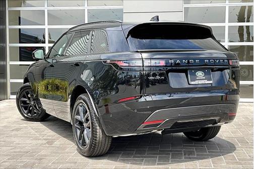 2026 Land Rover Range Rover Velar P250 SE R-Dynamic