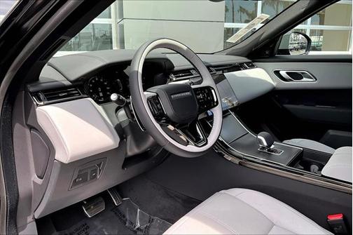 2026 Land Rover Range Rover Velar P250 SE R-Dynamic