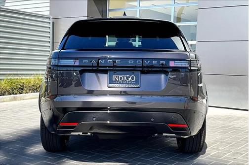 2026 Land Rover Range Rover Velar P250 SE R-Dynamic