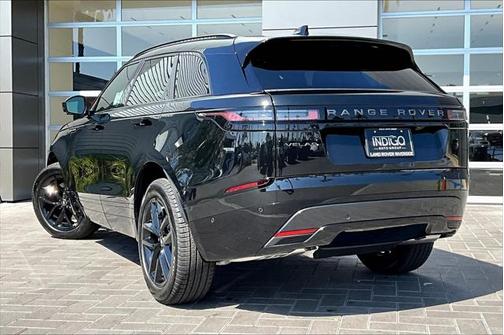 2026 Land Rover Range Rover Velar P250 SE R-Dynamic