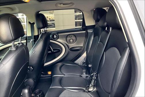 2016 MINI Countryman Cooper