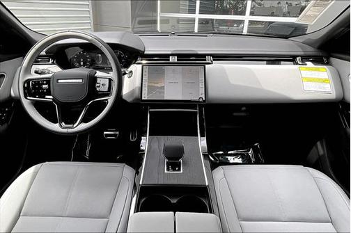 2026 Land Rover Range Rover Velar P250 SE R-Dynamic