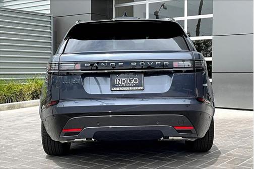 2026 Land Rover Range Rover Velar P250 SE R-Dynamic