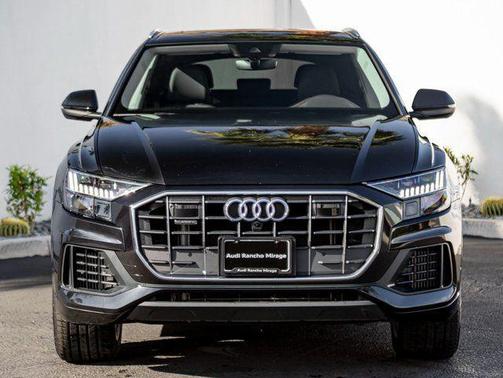 Mythos Black Metallic 2023 Audi Q8 55 Premium Plus