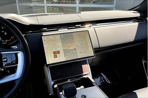 2024 Land Rover Range Rover P400 SE