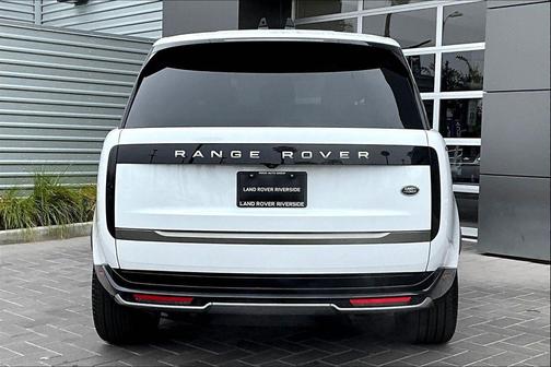 2023 Land Rover Range Rover P530 SE