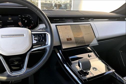 2024 Land Rover Range Rover Sport SE