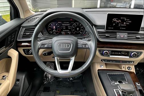 2019 Audi Q5 2.0T Premium Plus