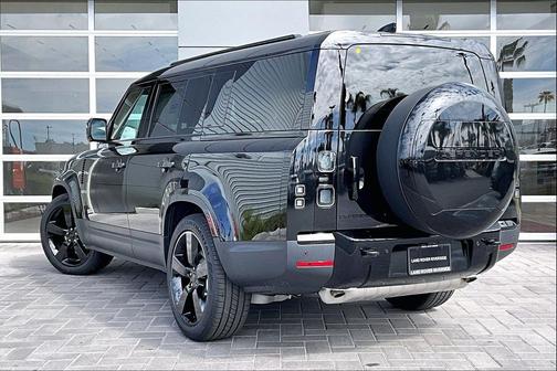 2026 Land Rover Defender P300 S