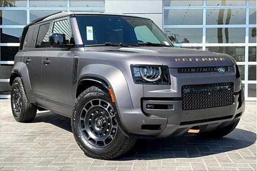 2025 Land Rover Defender V8