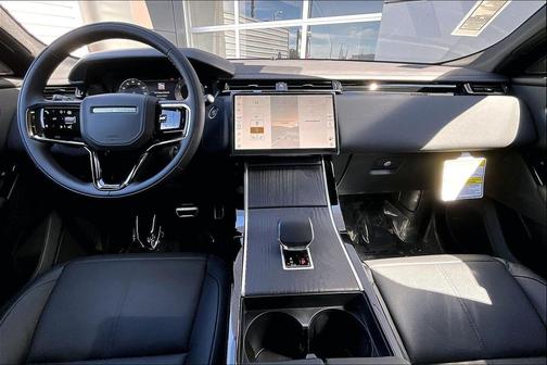 2026 Land Rover Range Rover Velar P400 Dynamic SE