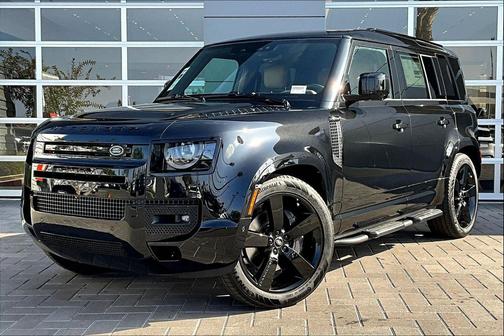 2025 Land Rover Defender 110 P400 X-Dynamic SE