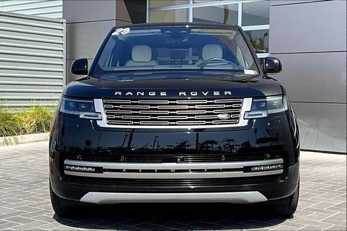 2023 Land Rover Range Rover P440e SE