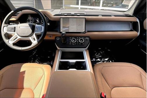 2025 Land Rover Defender 110 P400 X-Dynamic SE