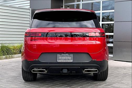 2025 Land Rover Range Rover Sport SE