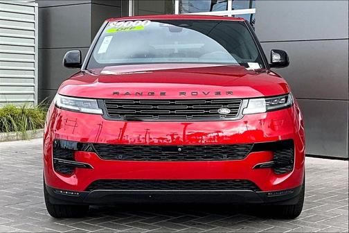 2025 Land Rover Range Rover Sport SE