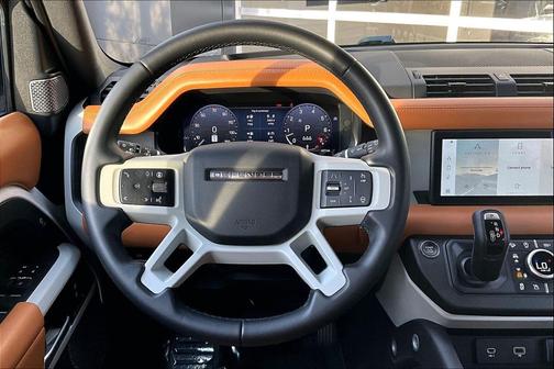 2024 Land Rover Defender 110 P400 X-Dynamic SE