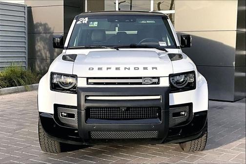 2024 Land Rover Defender 110 P400 X-Dynamic SE