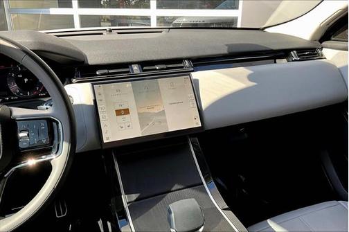 2025 Land Rover Range Rover Velar P250 SE R-Dynamic