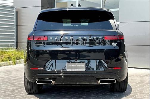 Black 2023 Land Rover Range Rover Sport SE