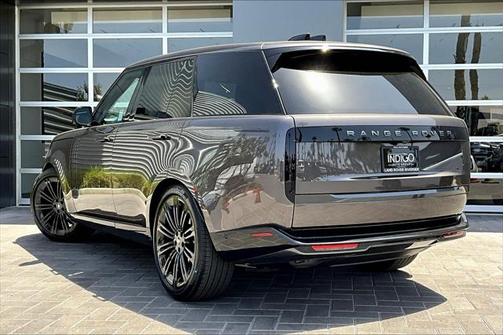 2025 Land Rover Range Rover P400 SE