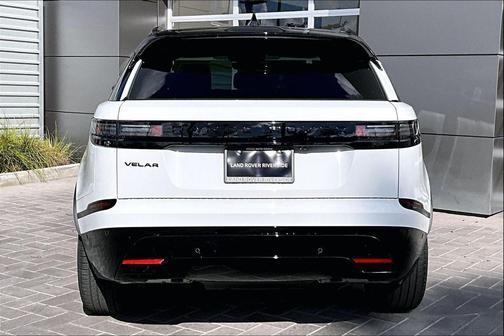 2026 Land Rover Range Rover Velar P250 SE R-Dynamic