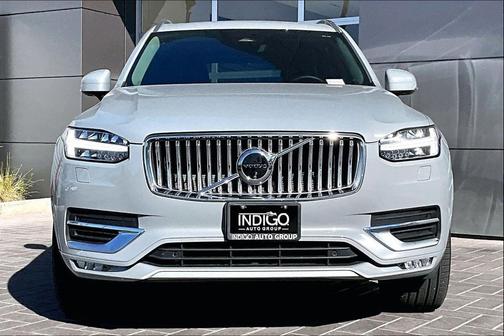 2024 Volvo XC90 B6 Plus Bright Theme 7-Seater