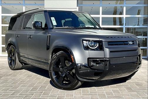 2026 Land Rover Defender V8
