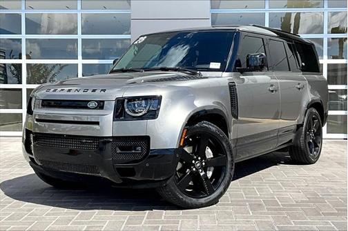 2023 Land Rover Defender 130 X-Dynamic SE