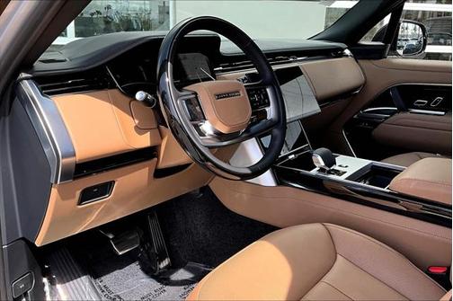 2025 Land Rover Range Rover P530 SE