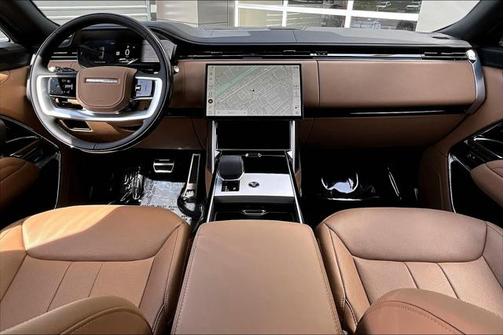 2025 Land Rover Range Rover P530 SE