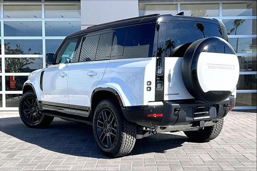 2026 Land Rover Defender P400 X-Dynamic SE