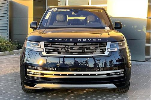 2023 Land Rover Range Rover P400 SE