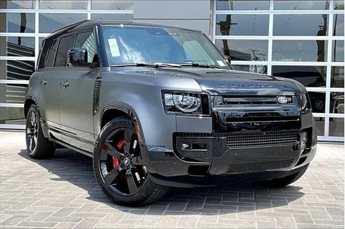 2025 Land Rover Defender 110 P400 X