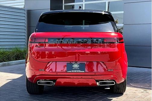 2025 Land Rover Range Rover Sport SE