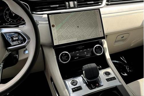 2024 Jaguar F-PACE R-Dynamic S P250 AWD Automatic