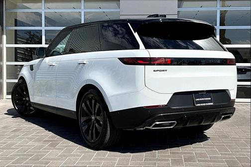 2025 Land Rover Range Rover Sport SE
