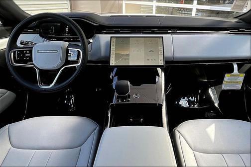 2025 Land Rover Range Rover Sport SE