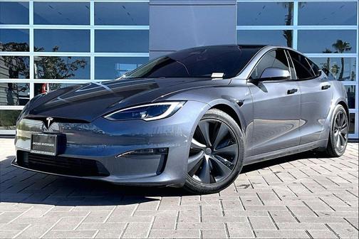 2022 Tesla Model S Base