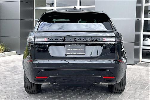 2026 Land Rover Range Rover Velar P250 SE R-Dynamic
