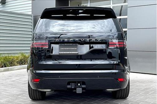 2025 Land Rover Discovery P300 Dynamic SE
