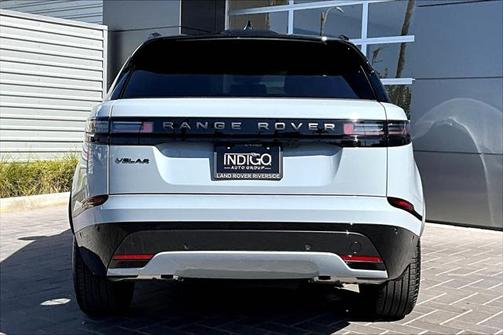 2026 Land Rover Range Rover Velar P250 SE R-Dynamic