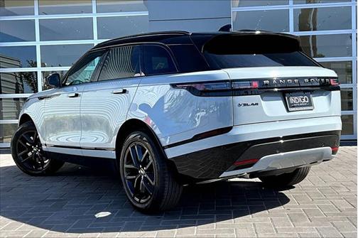2026 Land Rover Range Rover Velar P250 SE R-Dynamic