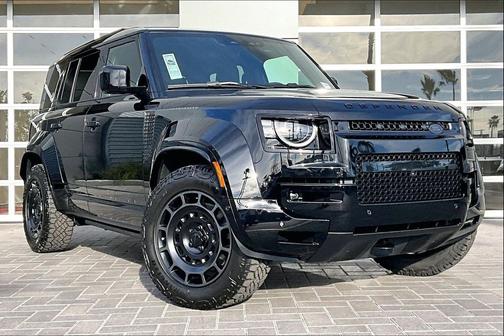 2026 Land Rover Defender 110 V8