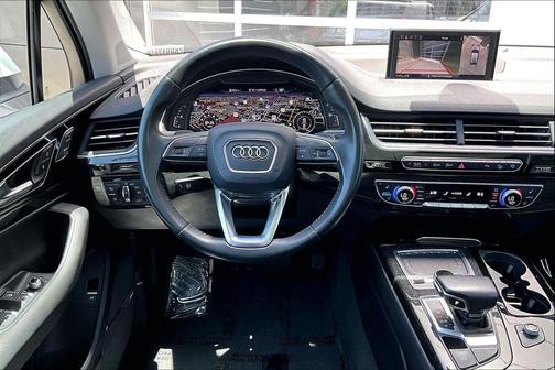 Carrara White 2019 Audi Q7 55 Premium Plus