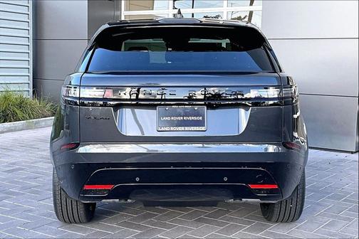 2026 Land Rover Range Rover Velar P250 SE R-Dynamic