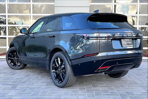 2026 Land Rover Range Rover Velar P250 SE R-Dynamic