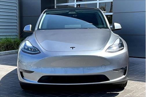 2024 Tesla Model Y Long Range Dual Motor All-Wheel Drive