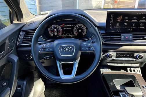 2023 Audi Q5 45 S line Premium Plus
